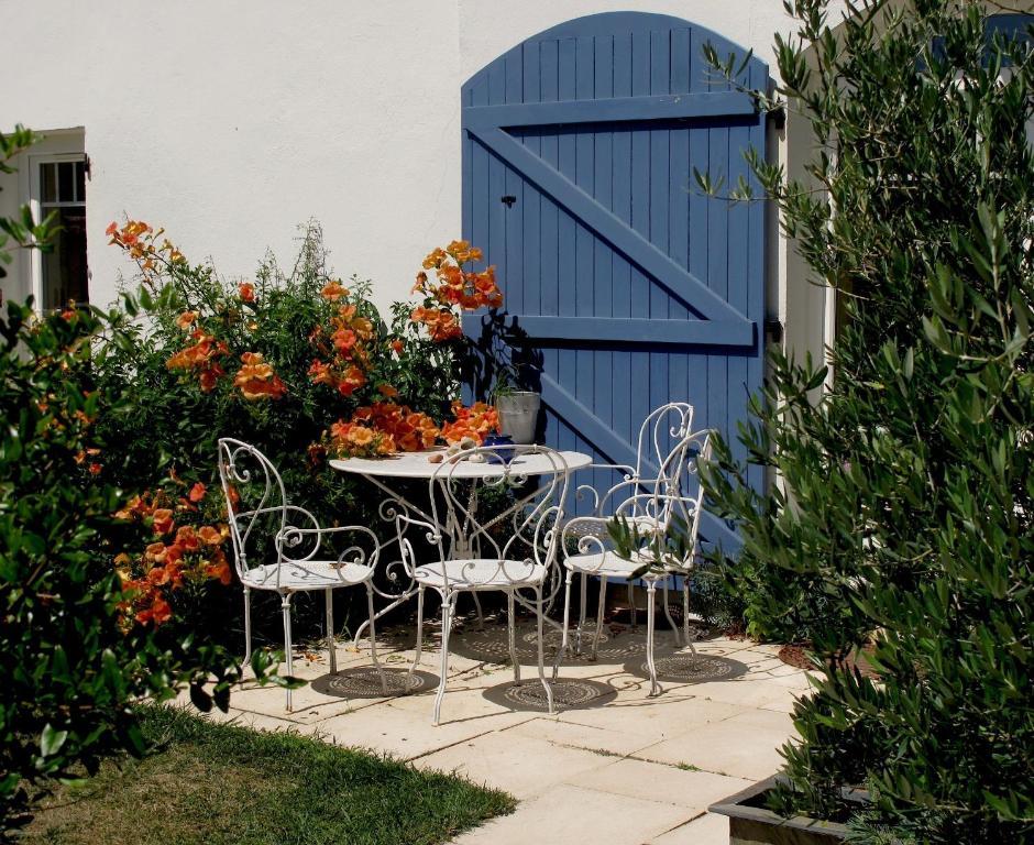 La Claverie Sainte-Radegonde-des-Noyers ภายนอก รูปภาพ